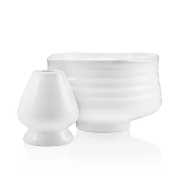 Matcha skålset i vitt – skål & vispstöd i porslin