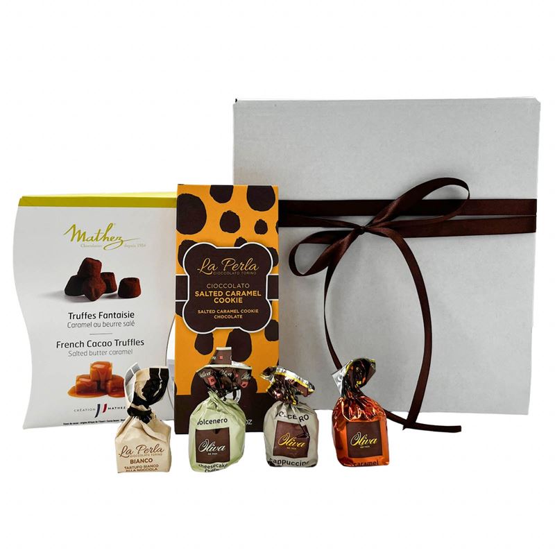 Choklad – Presentlåda med praliner & chokladkaka