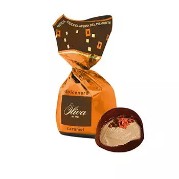 Mjölkchokladpralin med salt karamellfyllning