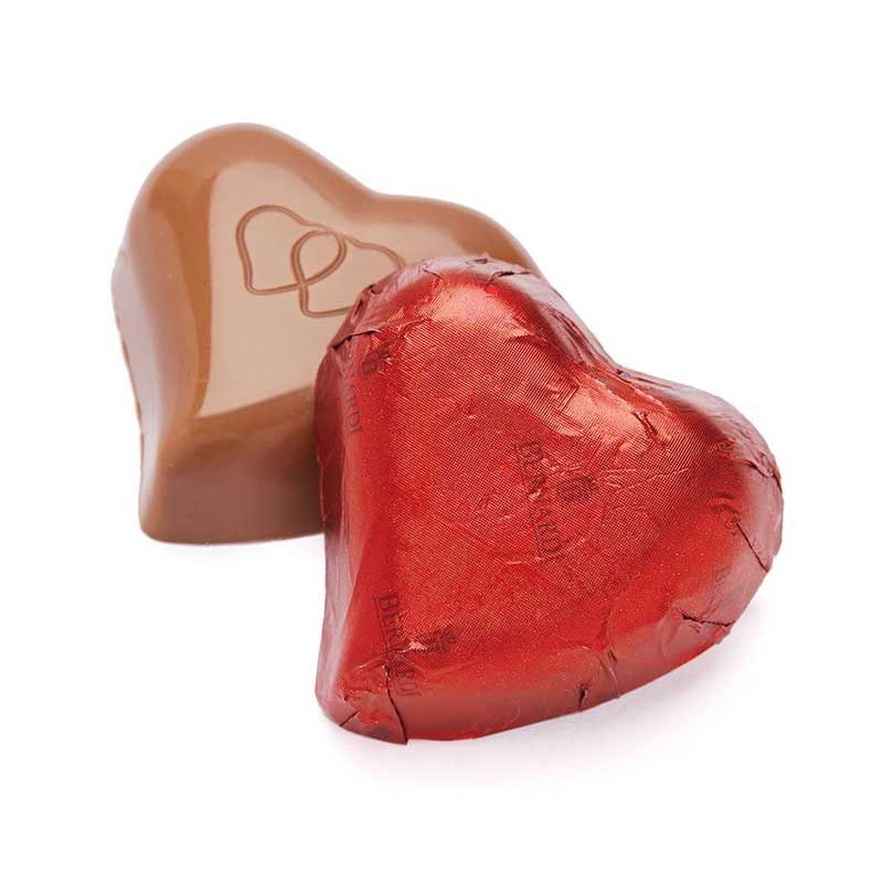 Mjölkchokladhjärta med hasselnöt 34%