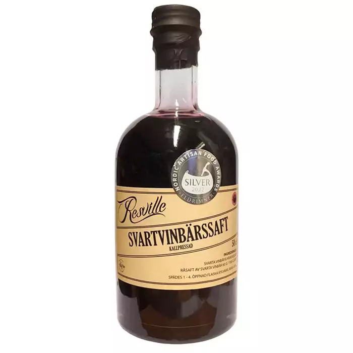 Bild på Kallpressad svartvinbärssaft – 50cl