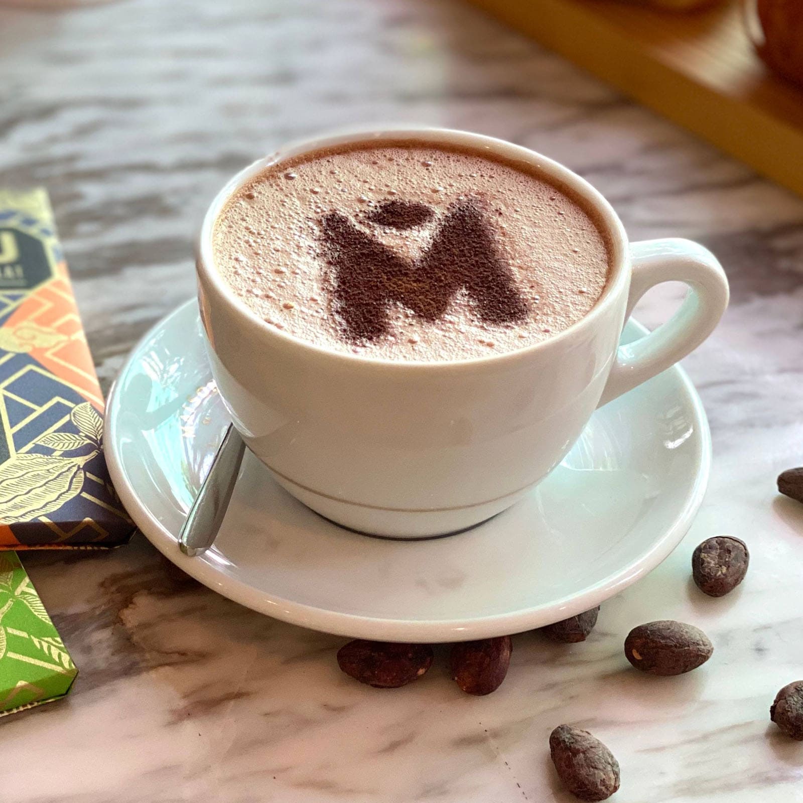 Varm choklad med lakrits - Marous kakaopulver