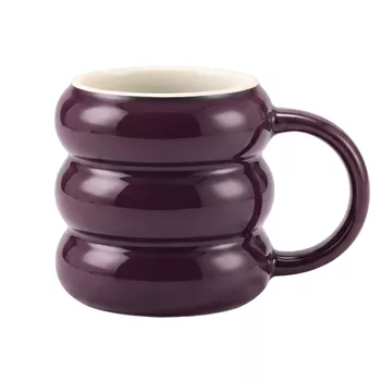 Lila temugg med bullig form