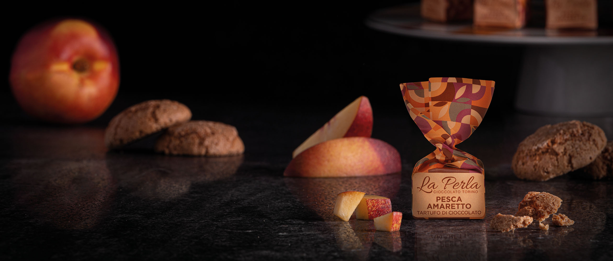 La Perla di Torino presenterar Persika & amaretto – en fruktig chokladhyllning till Piemonte