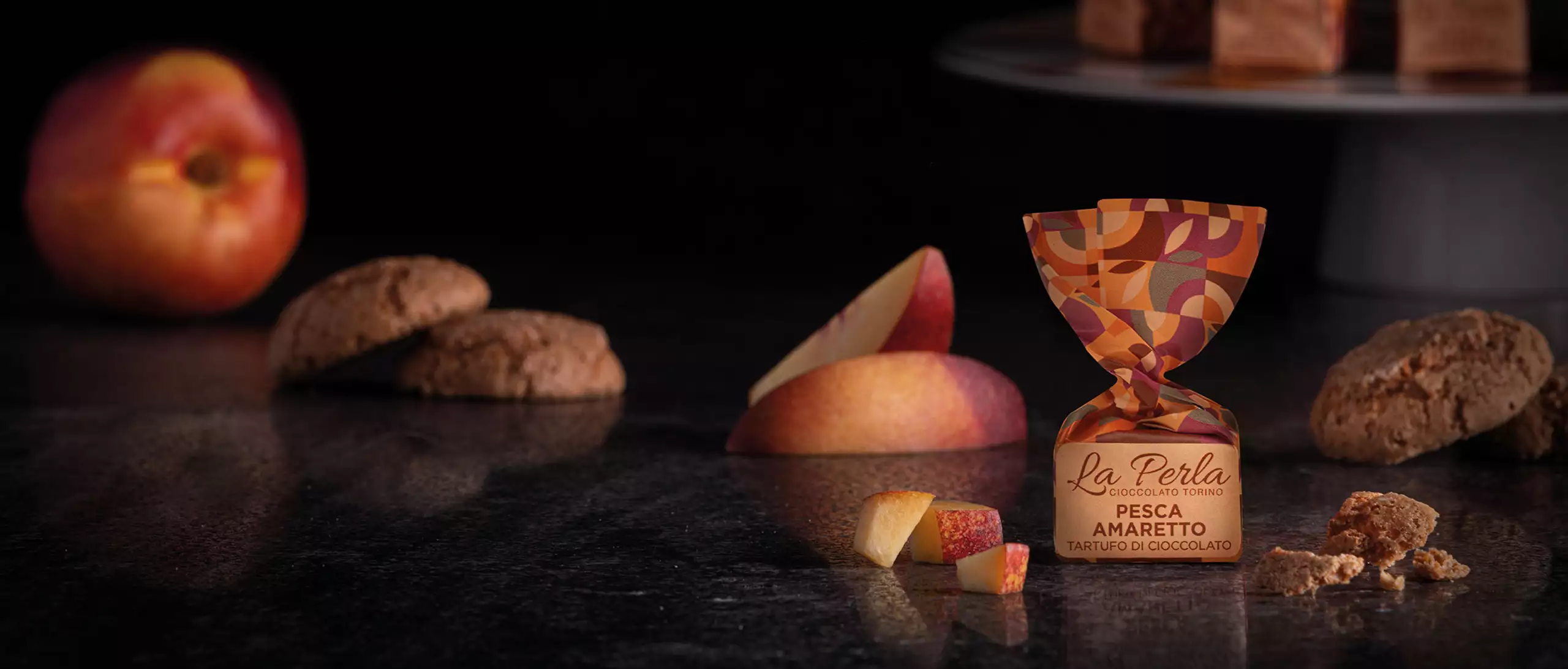 La Perla di Torino presenterar Persika & amaretto – en fruktig chokladhyllning till Piemonte