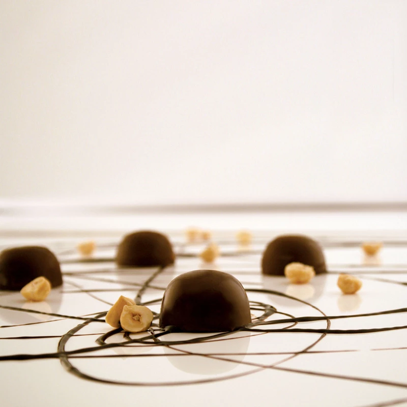 Chokladpraliner med hasselnötter