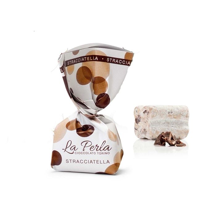 Bild på Vit mini stracciatellatryffel med hasselnöt