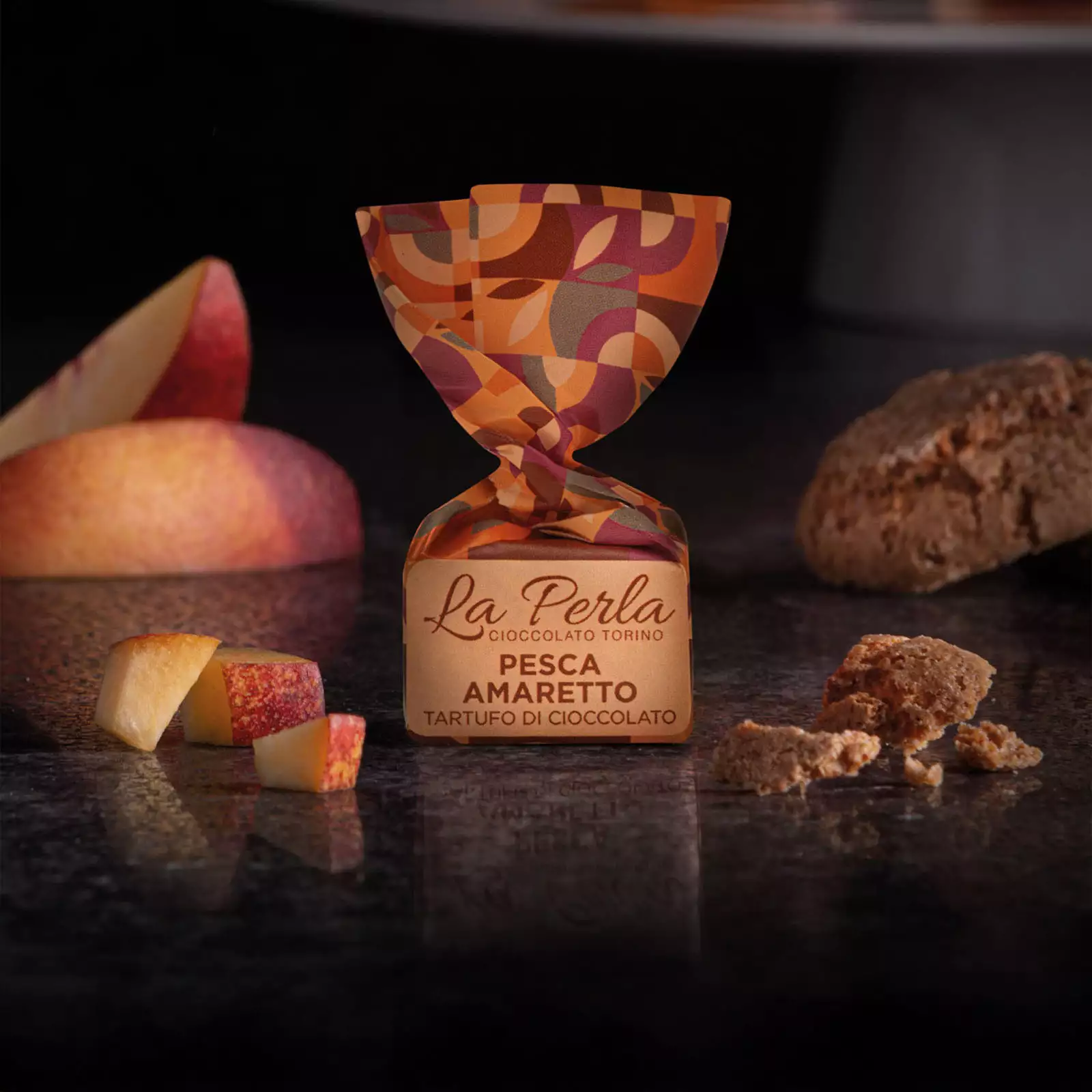 La Perla di Torino presenterar Persika & amaretto – en fruktig chokladhyllning till Piemonte